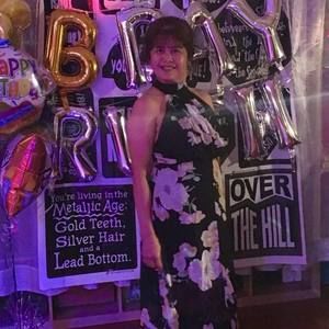 Meet your Posher, Anne